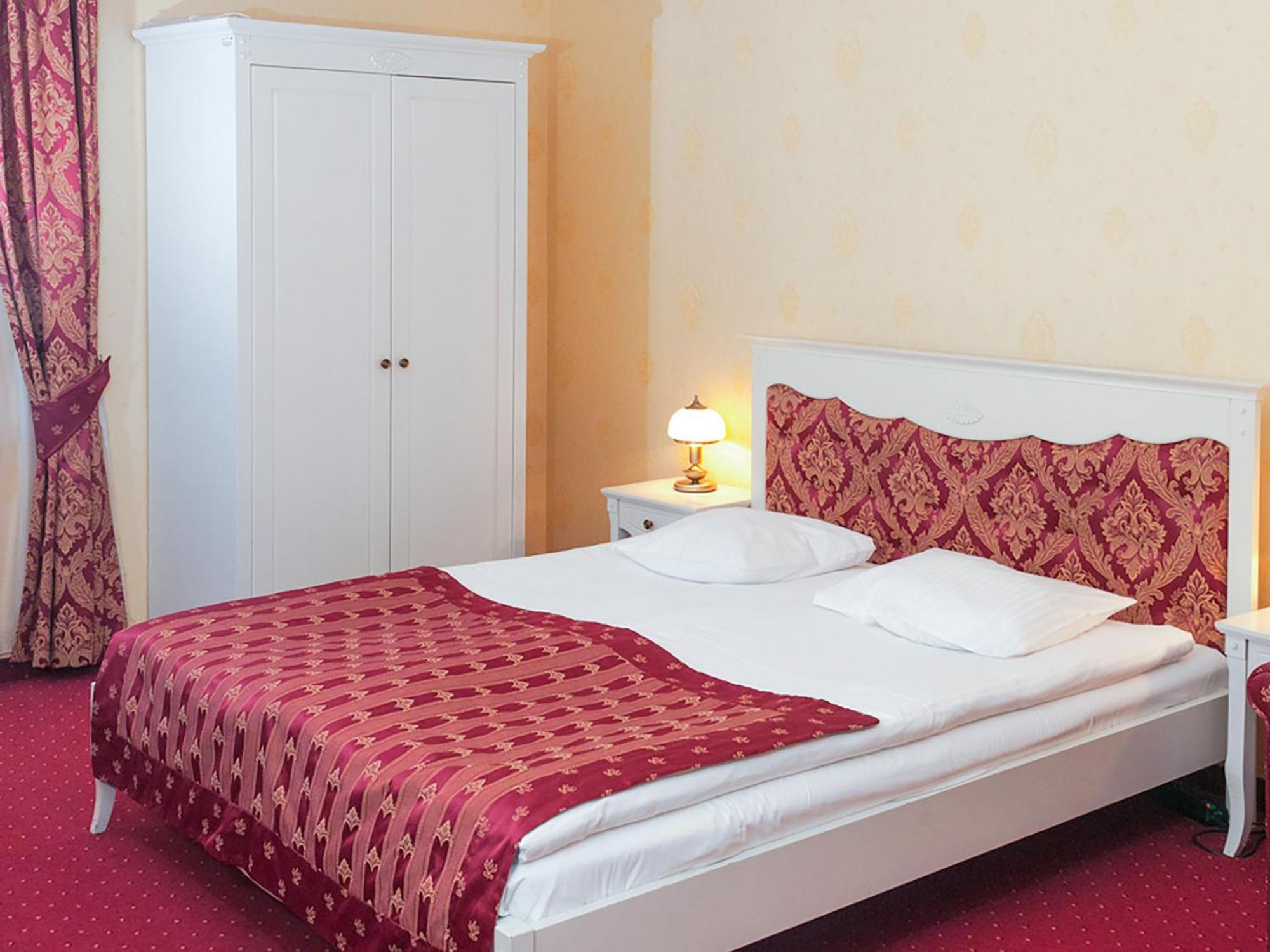 Hotel Korona Sandomir Extérieur photo